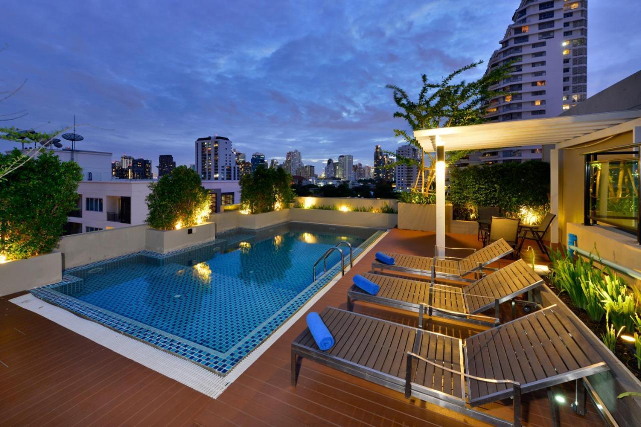 Ramada By Wyndham Bangkok Ten Ekamai Residences Exterior photo